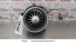 Usados Motor de ventilador de calefactor Opel Astra J Sports Tourer (PD8/PE8/PF8) 1.4 Turbo 16V Precio de solicitud ofrecido por Autodemontage M.J. Rutte B.V.