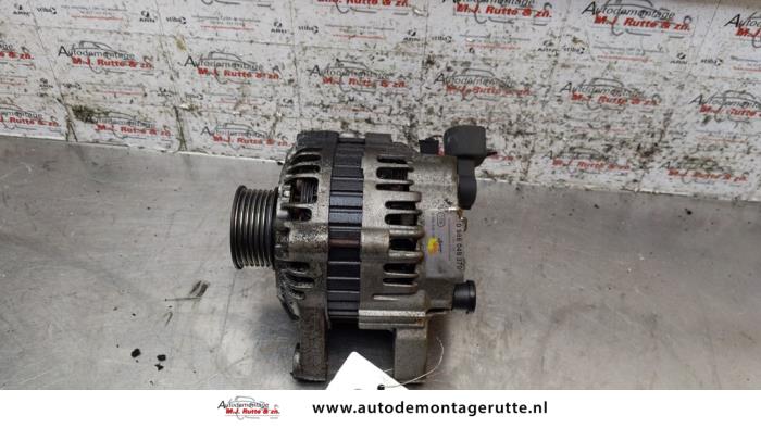 Gebrauchte Dynamo Volvo 850 Estate 2.5i 10V Preis auf Anfrage angeboten von Autodemontage M.J. Rutte B.V.