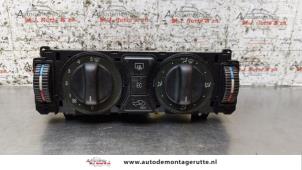 Usagé Panneau de commandes chauffage Mercedes E (W210) 2.6 E-240 V6 18V Prix sur demande proposé par Autodemontage M.J. Rutte B.V.