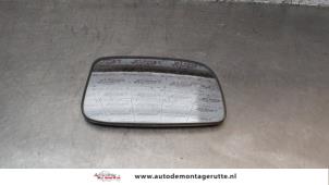 Used Mirror glass, right Daihatsu Sirion 2 (M3) 1.3 16V DVVT Price on request offered by Autodemontage M.J. Rutte B.V.