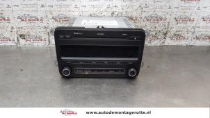 Gebrauchte Radio Skoda Fabia II Combi 1.2 TDI 12V Greenline Preis auf Anfrage angeboten von Autodemontage M.J. Rutte B.V.