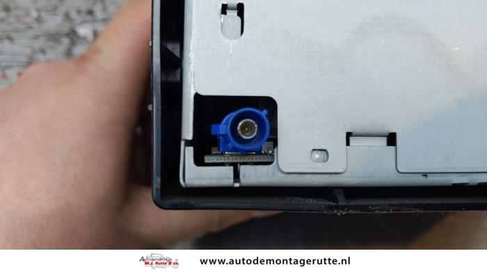 Module navigation d'un Audi A8 (D3) 4.2 V8 40V Quattro 2003