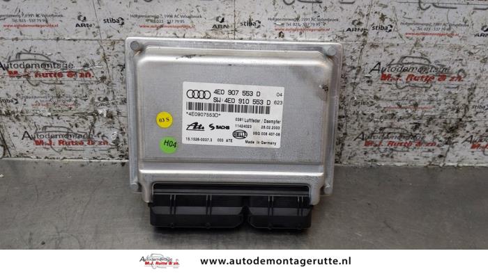 Air suspension module from a Audi A8 (D3) 4.2 V8 40V Quattro 2003