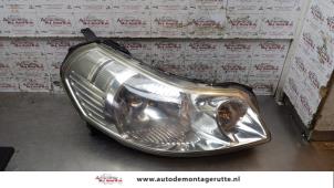 Used Headlight, right Suzuki SX4 (EY/GY) 1.5 16V Base,Comfort Price on request offered by Autodemontage M.J. Rutte B.V.
