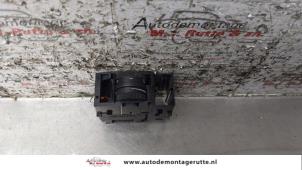 Used AIH headlight switch Seat Altea XL (5P5) 1.4 TSI 16V Price on request offered by Autodemontage M.J. Rutte B.V.