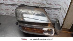 Used Headlight, right Fiat Ulysse (179) 2.0 16V Price on request offered by Autodemontage M.J. Rutte B.V.