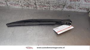 Used Rear wiper arm Opel Astra J Sports Tourer (PD8/PE8/PF8) 1.4 Turbo 16V Price on request offered by Autodemontage M.J. Rutte B.V.