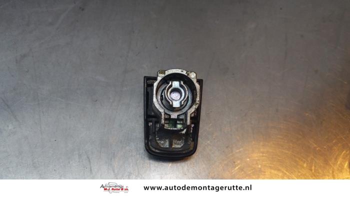 Ignition lock + key from a Chevrolet Aveo (300) 1.4 16V 2012