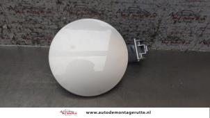 Used Tank cap cover Kia Cee'd Sporty Wagon (EDF) 1.4 16V Price on request offered by Autodemontage M.J. Rutte B.V.