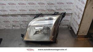 Used Headlight, left Ford Fusion 1.4 16V Price on request offered by Autodemontage M.J. Rutte B.V.