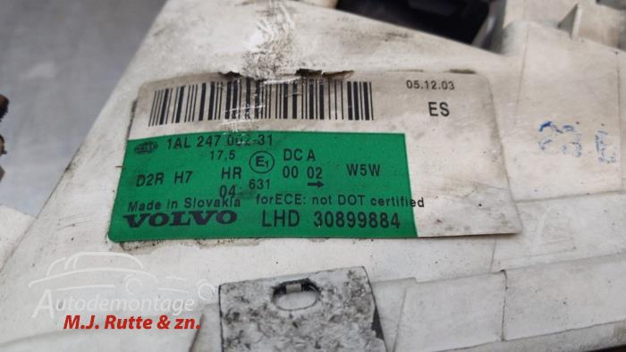 Headlight, left Volvo V40 2.0 16V Turbo - 30899884 HELLA