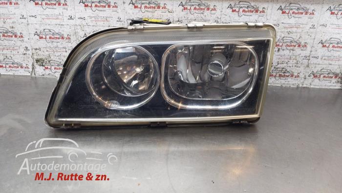 Headlight, left Volvo V40 2.0 16V Turbo - 30899884 HELLA