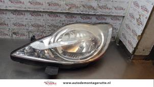 Used Headlight, left Peugeot 107 1.4 HDI Price on request offered by Autodemontage M.J. Rutte B.V.