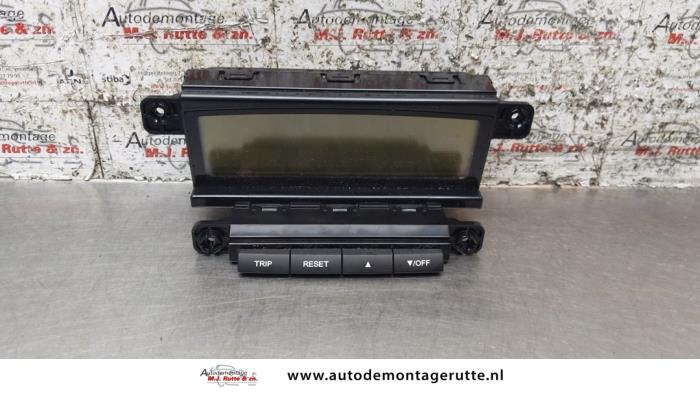 Begagnade Klocka Kia Cee'd Sporty Wagon (EDF) 1.4 16V Pris € 50,00 Marginaltabell erbjuds av Autodemontage M.J. Rutte B.V.