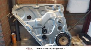 Used Rear door window mechanism 4-door, left Kia Cee'd Sporty Wagon (EDF) 1.4 16V Price on request offered by Autodemontage M.J. Rutte B.V.
