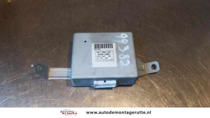 Używane DC/CD konwertor Kia Cee'd Sporty Wagon (EDF) 1.4 16V Cena na żądanie oferowane przez Autodemontage M.J. Rutte B.V.