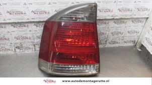 Gebrauchte Rücklicht links Opel Vectra C GTS 1.8 16V Preis auf Anfrage angeboten von Autodemontage M.J. Rutte B.V.