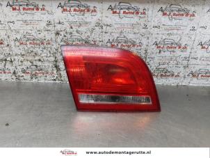 Usados Luz trasera izquierda Audi A3 Sportback (8PA) 2.0 TDI 16V Precio de solicitud ofrecido por Autodemontage M.J. Rutte B.V.