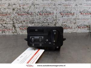 Used Light switch BMW 3 serie Compact (E46/5) 316ti 16V Price on request offered by Autodemontage M.J. Rutte B.V.