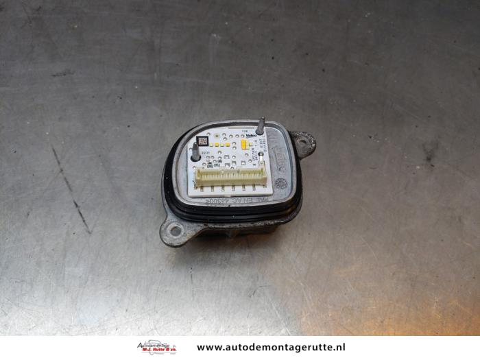 LED light from a Opel Corsa F (UB/UH/UP) 1.2 Turbo 12V 130 2023