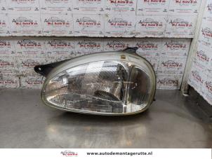 Used Headlight, left Opel Corsa B (73/78/79) 1.2i 16V Price on request offered by Autodemontage M.J. Rutte B.V.