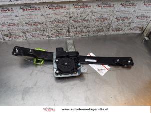 Used Rear door window mechanism 4-door, left BMW 3 serie Touring (E91) 318i 16V Price on request offered by Autodemontage M.J. Rutte B.V.