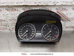 Used Odometer KM BMW 3 serie Touring (E91) 318i 16V Price on request offered by Autodemontage M.J. Rutte B.V.