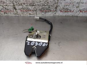 Used Tailgate lock mechanism Honda Civic (FA/FD) 1.3 Hybrid Price on request offered by Autodemontage M.J. Rutte B.V.