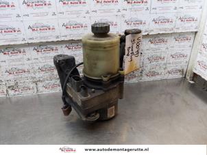 Used Power steering pump Volkswagen Fox (5Z) 1.4 16V Price on request offered by Autodemontage M.J. Rutte B.V.