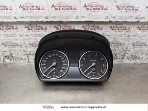 Used Odometer KM BMW 3 serie (E90) 318i 16V Price on request offered by Autodemontage M.J. Rutte B.V.
