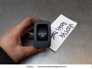 Used Electric window switch BMW 3 serie (E90) 318i 16V Price on request offered by Autodemontage M.J. Rutte B.V.