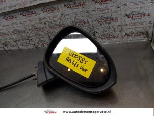 Używane Lusterko zewnetrzne prawe Seat Ibiza IV SC (6J1) 1.2 12V Cena na żądanie oferowane przez Autodemontage M.J. Rutte B.V.