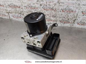 Used ABS pump BMW 3 serie (E90) 318i 16V Price on request offered by Autodemontage M.J. Rutte B.V.