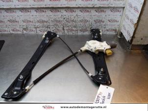 Used Window mechanism 4-door, front right BMW 3 serie (E90) 318i 16V Price on request offered by Autodemontage M.J. Rutte B.V.