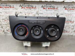 Used Heater control panel Fiat Doblo Cargo (263) 1.3 MJ 16V DPF Euro 5 Price on request offered by Autodemontage M.J. Rutte B.V.