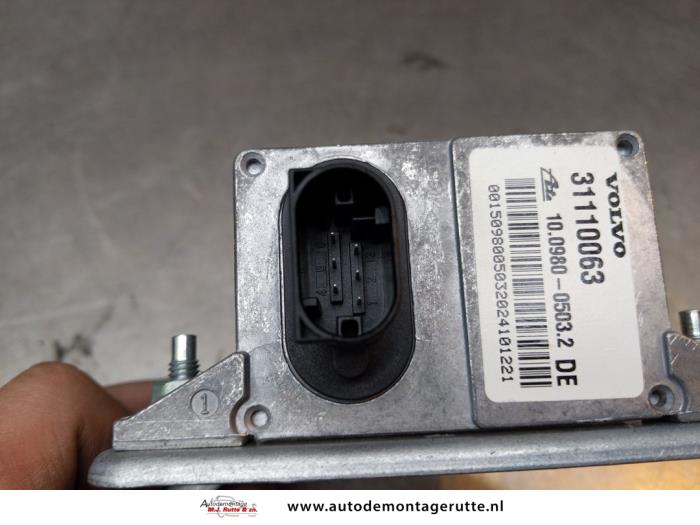 Steering angle sensor from a Volvo XC90 I 2.5 T 20V 2004
