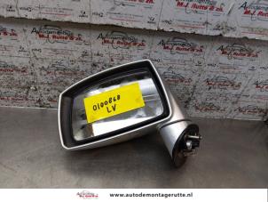 Used Wing mirror, left Hyundai Coupe 2.7 V6 24V Price on request offered by Autodemontage M.J. Rutte B.V.