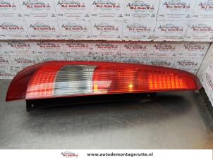 Used Taillight, left Ford Fiesta 5 (JD/JH) 1.4 16V Price on request offered by Autodemontage M.J. Rutte B.V.