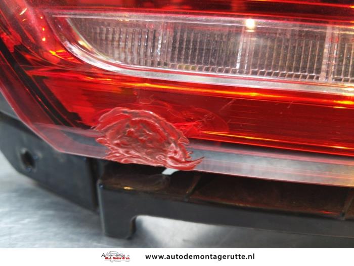 Taillight, right Volvo XC40 1.5 T3 12V - 31446791 VOLVO