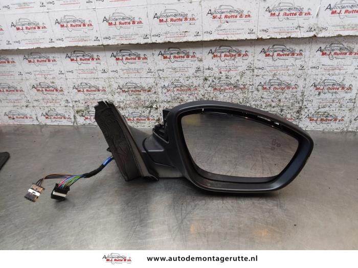Wing mirror, right from a Opel Corsa F (UB/UH/UP) 1.2 Turbo 12V 130 2024