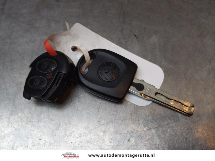 Key from a Volkswagen Fox (5Z) 1.2 2005