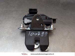 Usagé Mécanique de verrouillage hayon Skoda Fabia II Combi 1.2 TSI Prix sur demande proposé par Autodemontage M.J. Rutte B.V.