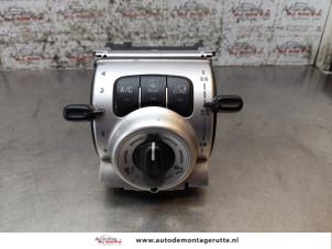 Used Heater control panel Smart Fortwo Coupé (451.3) 1.0 52 KW Price on request offered by Autodemontage M.J. Rutte B.V.