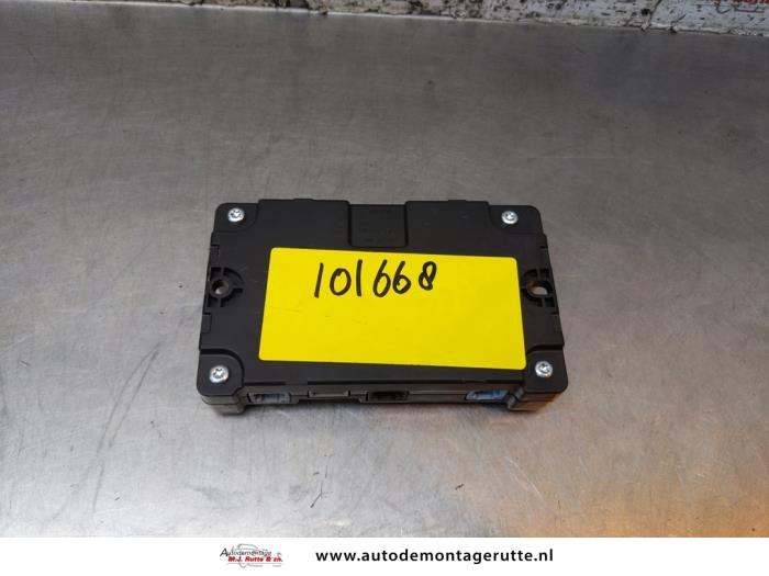 Usagé Module Bluetooth Renault Megane III Grandtour (KZ) 1.6 16V Prix sur demande proposé par Autodemontage M.J. Rutte B.V.
