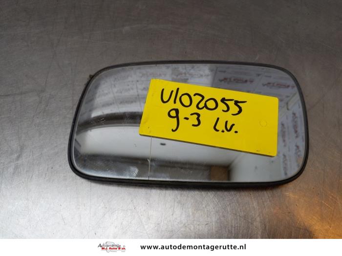 Używane Szyba lusterka lewego Saab 9-3 I (YS3D) 2.0t 16V Cena na żądanie oferowane przez Autodemontage M.J. Rutte B.V.