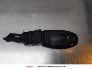 Usagé Commande radio volant Citroen C3 Picasso (SH) 1.6 16V VTI 120 Prix sur demande proposé par Autodemontage M.J. Rutte B.V.