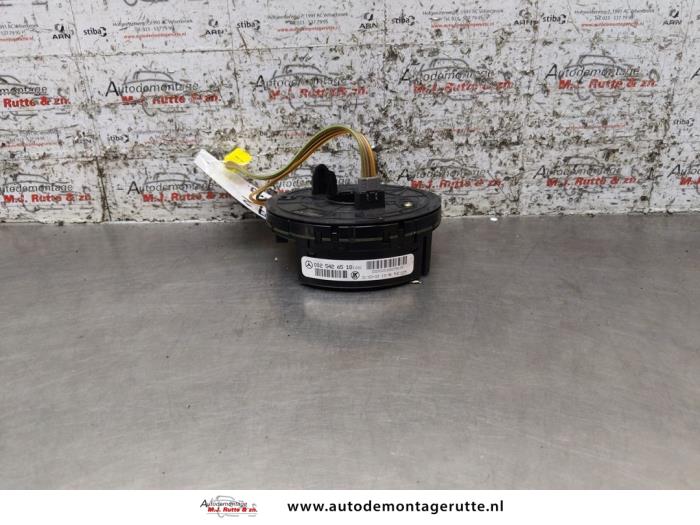 Pierscien poduszki powietrznej z Mercedes-Benz Vaneo (W414) 1.6 2003