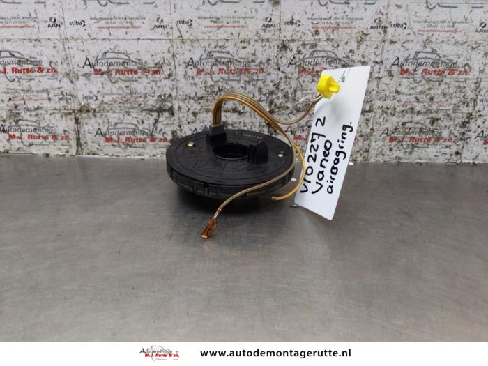 Pierscien poduszki powietrznej z Mercedes-Benz Vaneo (W414) 1.6 2003