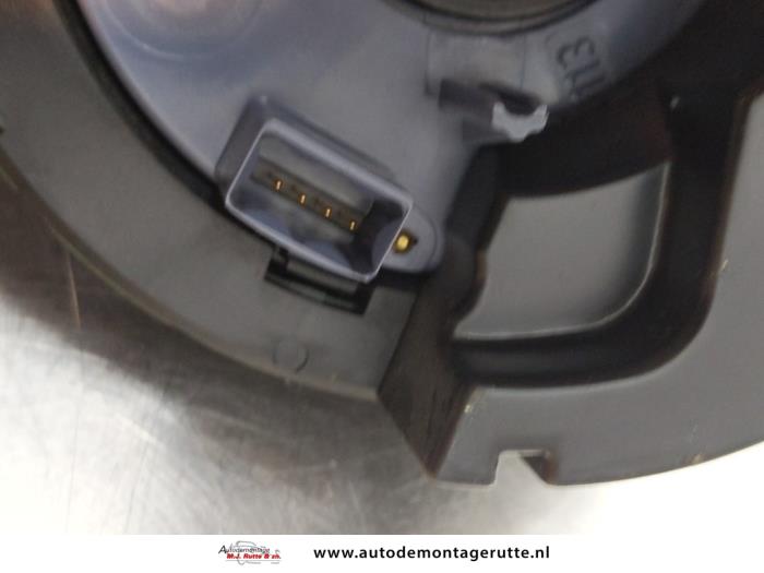 Pierscien poduszki powietrznej z Mercedes-Benz Vaneo (W414) 1.6 2003