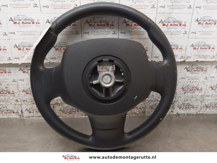 Gebrauchte Lenkrad Citroen C3 Picasso (SH) 1.6 16V VTI 120 Preis auf Anfrage angeboten von Autodemontage M.J. Rutte B.V.